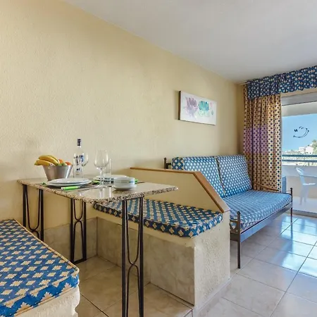 Διαμέρισμα Just Next To A Beach Cozy Studio Ocen View Heatedpool