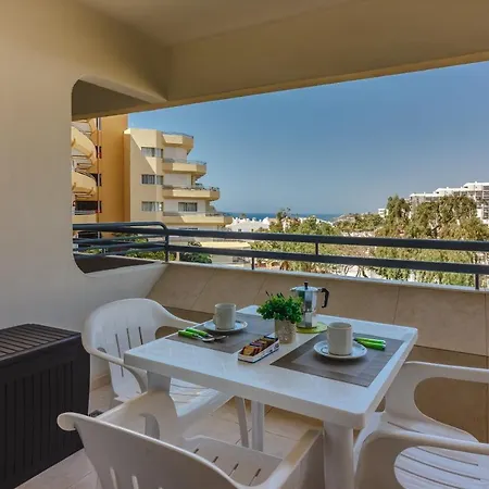 Just Next To A Beach Cozy Studio Ocen View Heatedpool
